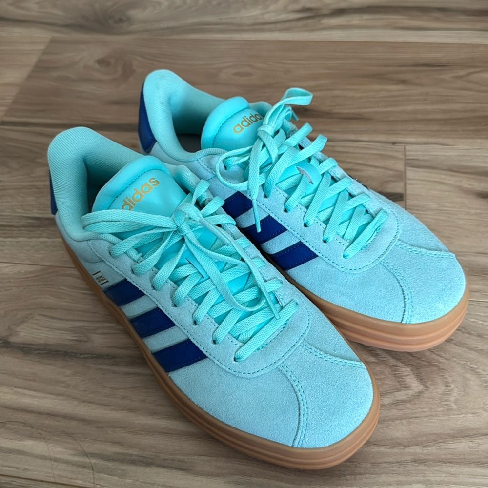 Adidas VL Court Bold Aqua Blue Stripes Suede Skateboarding Sneakers W 7.5 WOT
